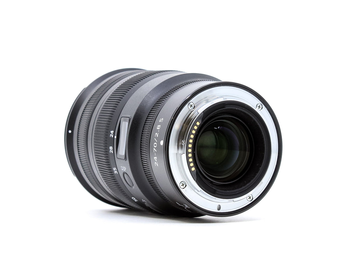 Nikon Nikkor Z 24-70mm f/2.8 S - segunda mano - excelente estado - detalle 3 de 3 - SKU 3726659 - Camera Market