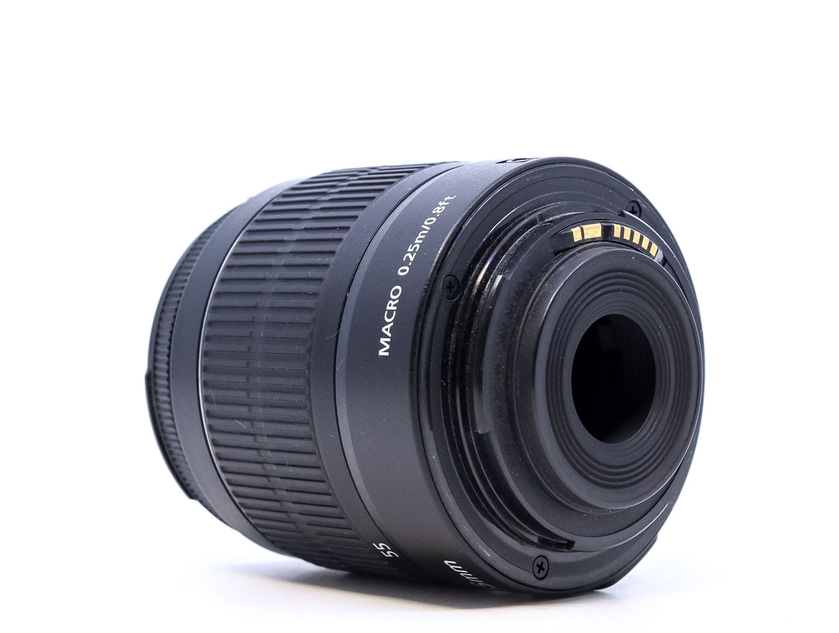 Canon EF-S 18-55mm f/3.5-5.6 III