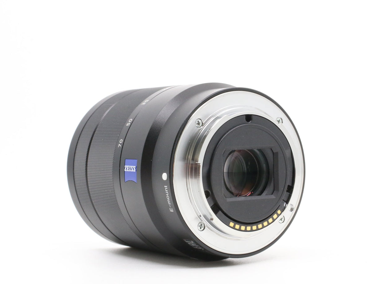 Sony E 16-70mm f/4 ZA OSS Zeiss Vario-Tessar T* - segunda mano - excelente estado - detalle 3 de 3 - SKU 3714294 - Camera Mar