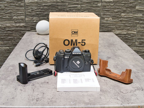 OM DOM 5225beb21-8c62-4c7c-832b-3fe32859ecf4