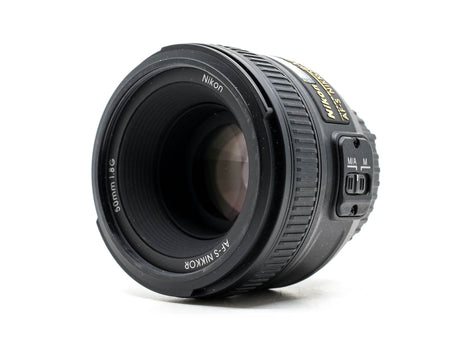Nikon AF-S Nikkor 50mm f/1.8G - segunda mano - excelente estado - detalle 2 de 3 - SKU 3518436 - Camera Market