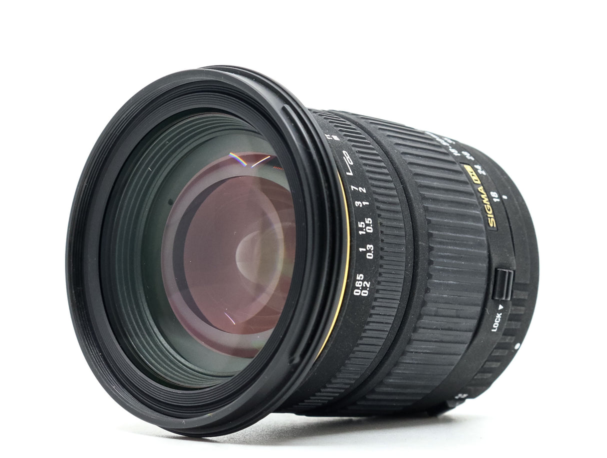 Sigma 18-50mm f/2.8 EX DC Macro - Canon EF-S Fit