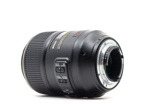 Nikon AF-S Micro Nikkor 105mm f/2.8G IF-ED VR - segunda mano - excelente estado - detalle 3 de 3 - SKU 3790422 - Camera Marke