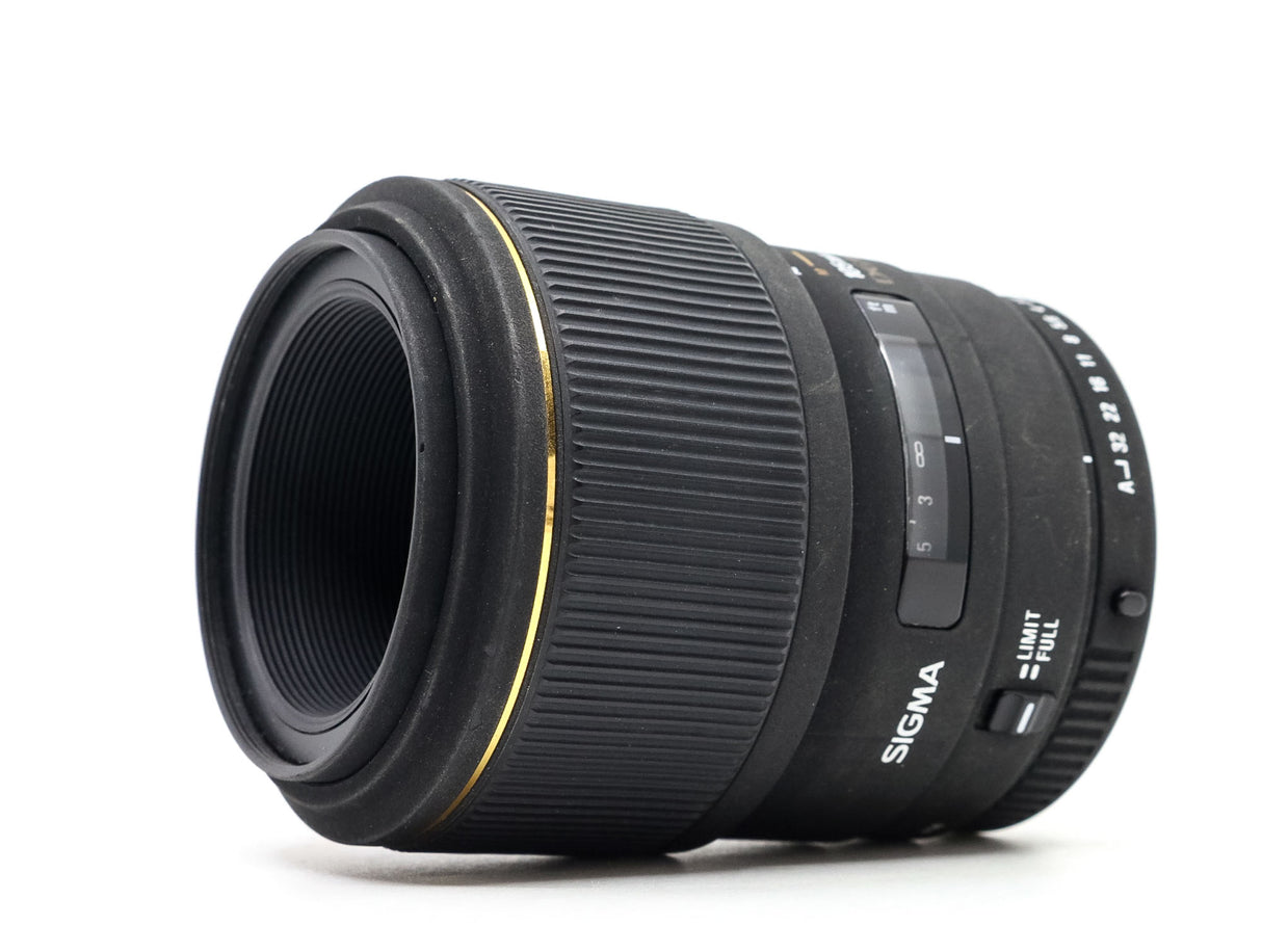 Sigma 105mm f/2.8 EX DG Macro - Pentax Fit