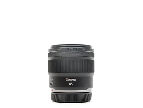 Canon RF 45mm f/1.2 STM