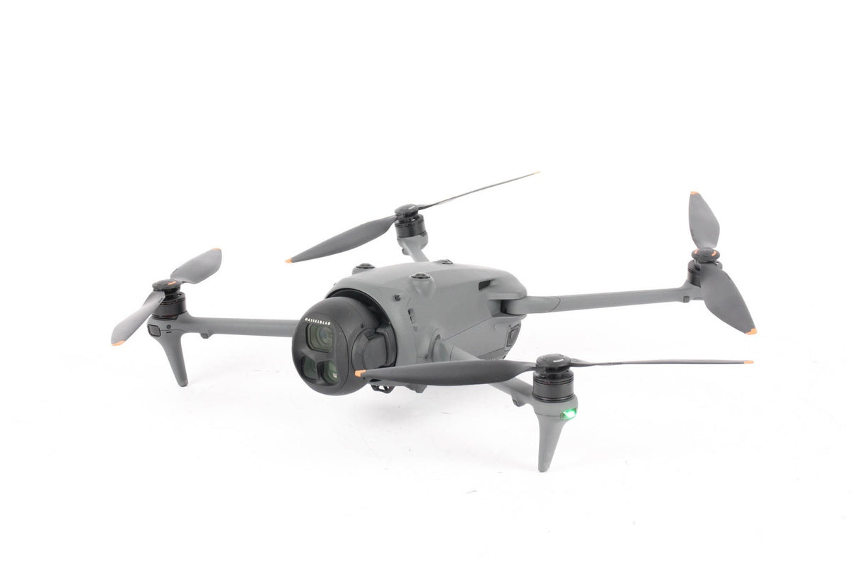 DJI Mavic 4 Pro 512GB Creator Combo with RC Pro 2 Controller · main image