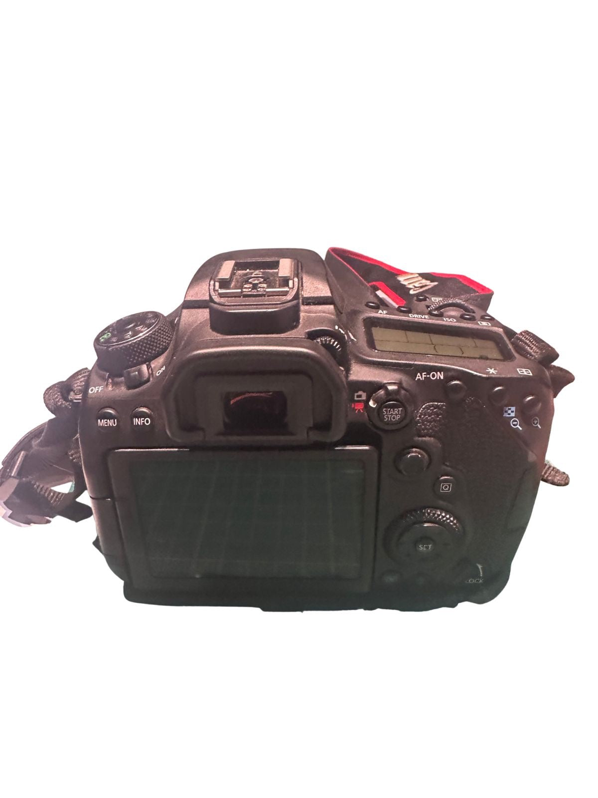 Canon y SigmaEOS 90D y 17-70mmca7ef448-c9ab-4c1f-b6c8-6583a2d30a34