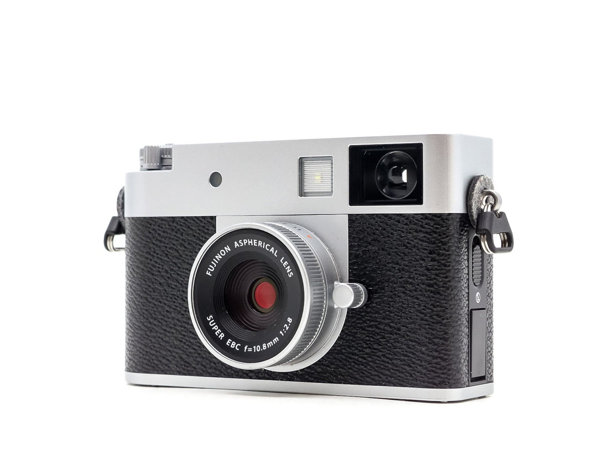 Fujifilm X half · main image