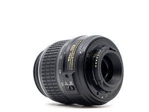 Nikon AF-S DX Nikkor 18-55mm f/3.5-5.6G ED II - segunda mano - excelente estado - foto principal - SKU 3714836 - Camera Marke