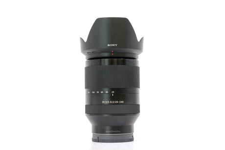 Sony FE 24-240mm f/3.5-6.3 OSS Usado