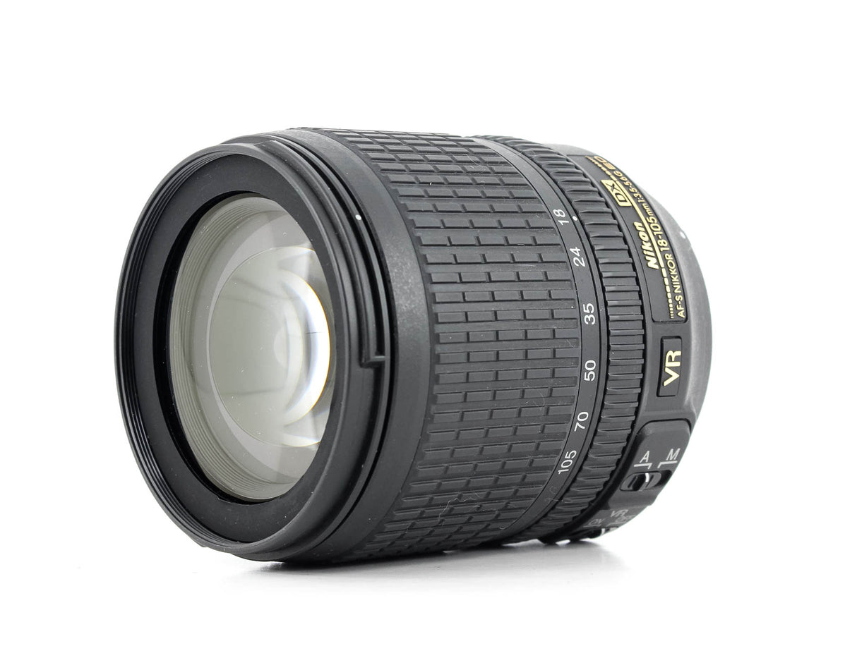 Nikon AF-S DX Nikkor 18-105mm f/3.5-5.6G ED VR - segunda mano - excelente estado - foto principal - SKU 3704668 - Camera Mark