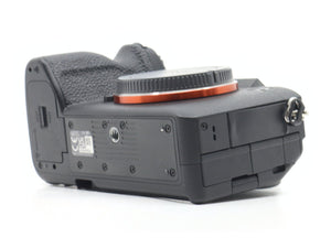 Sony Alpha A7 IV - segunda mano - excelente estado - detalle 4 de 5 - SKU 3814182 - Camera Market