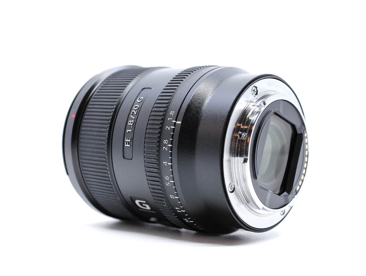 Sony FE 20mm f/1.8 G - segunda mano - excelente estado - detalle 5 de 6 - SKU 3716102 - Camera Market