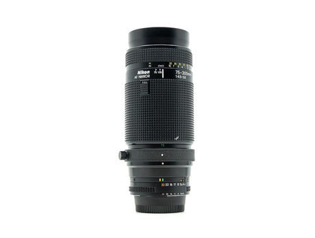 Nikon AF Nikkor 75-300mm f/4.5-5.6