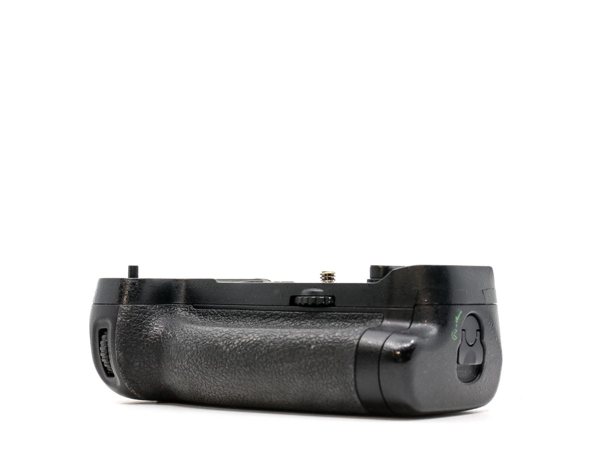 Nikon MB-D17 Battery Grip · main image