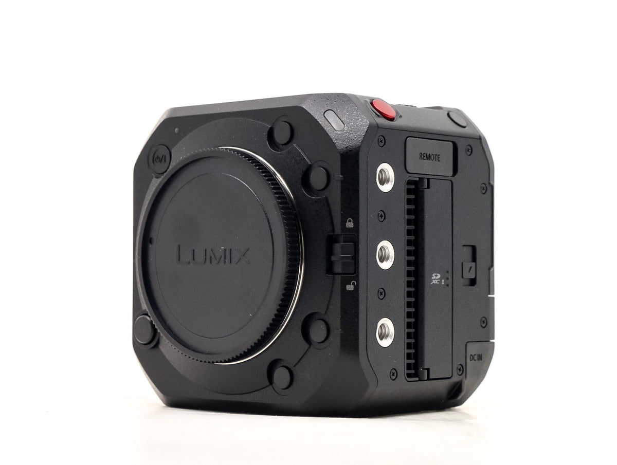 Panasonic Lumix DC-BS1H · main image