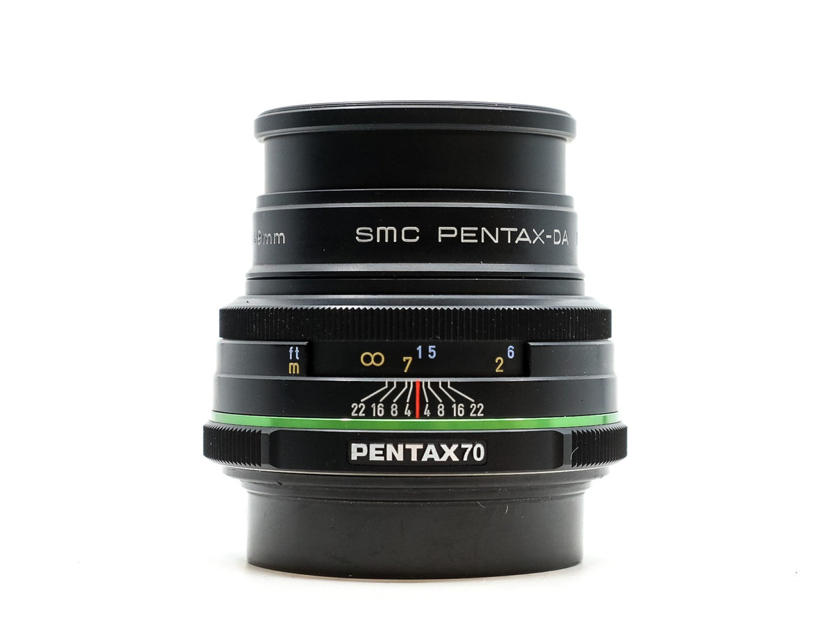Pentax-DA 70mm f/2.4 SMC Limited · main image