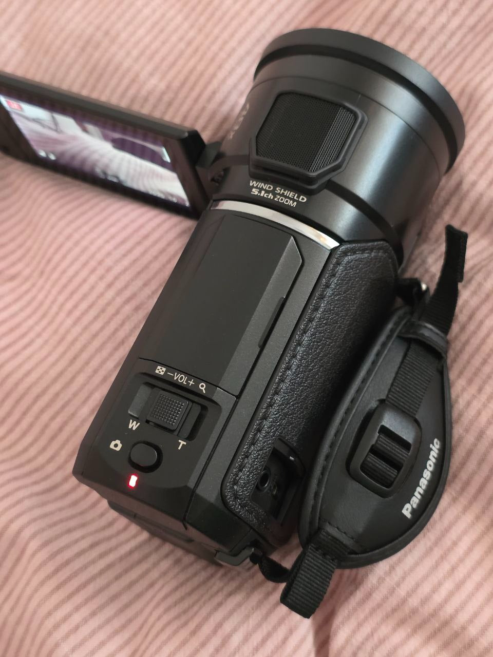 PanasonicPanasonic HC-V900E-K Full HD77de5186-99d3-4971-83f6-4602ebe87303