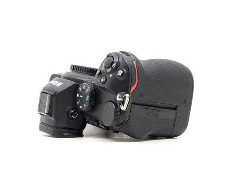 Nikon Z5 - segunda mano - excelente estado - detalle 3 de 4 - SKU 3784549 - Camera Market