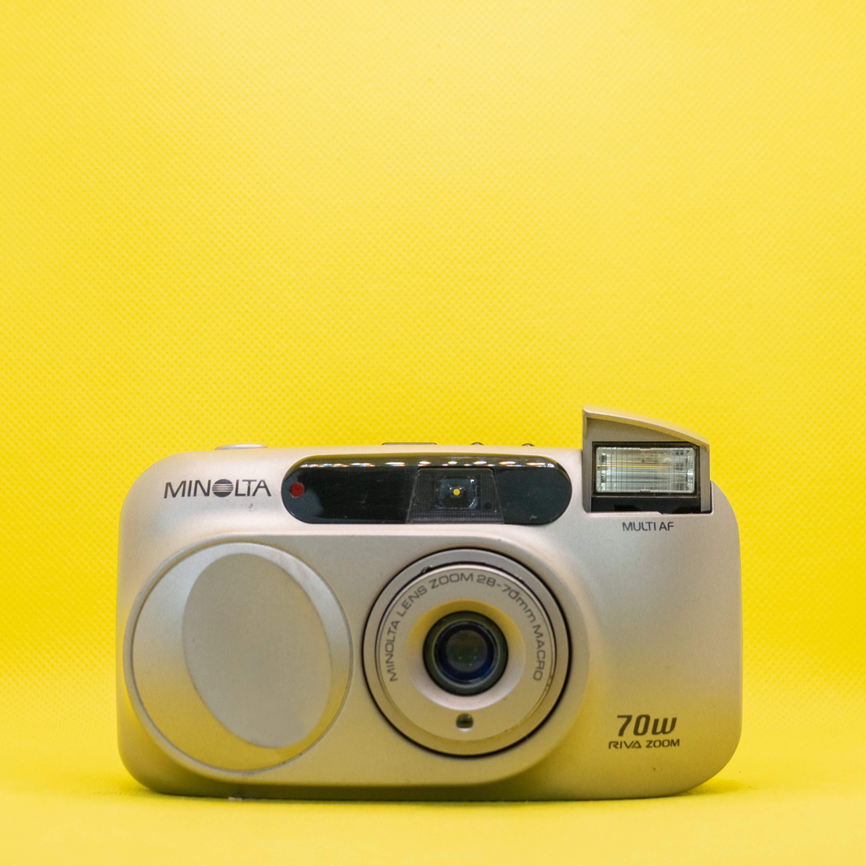 Minolta Riva Zoom 70W – Camera Market