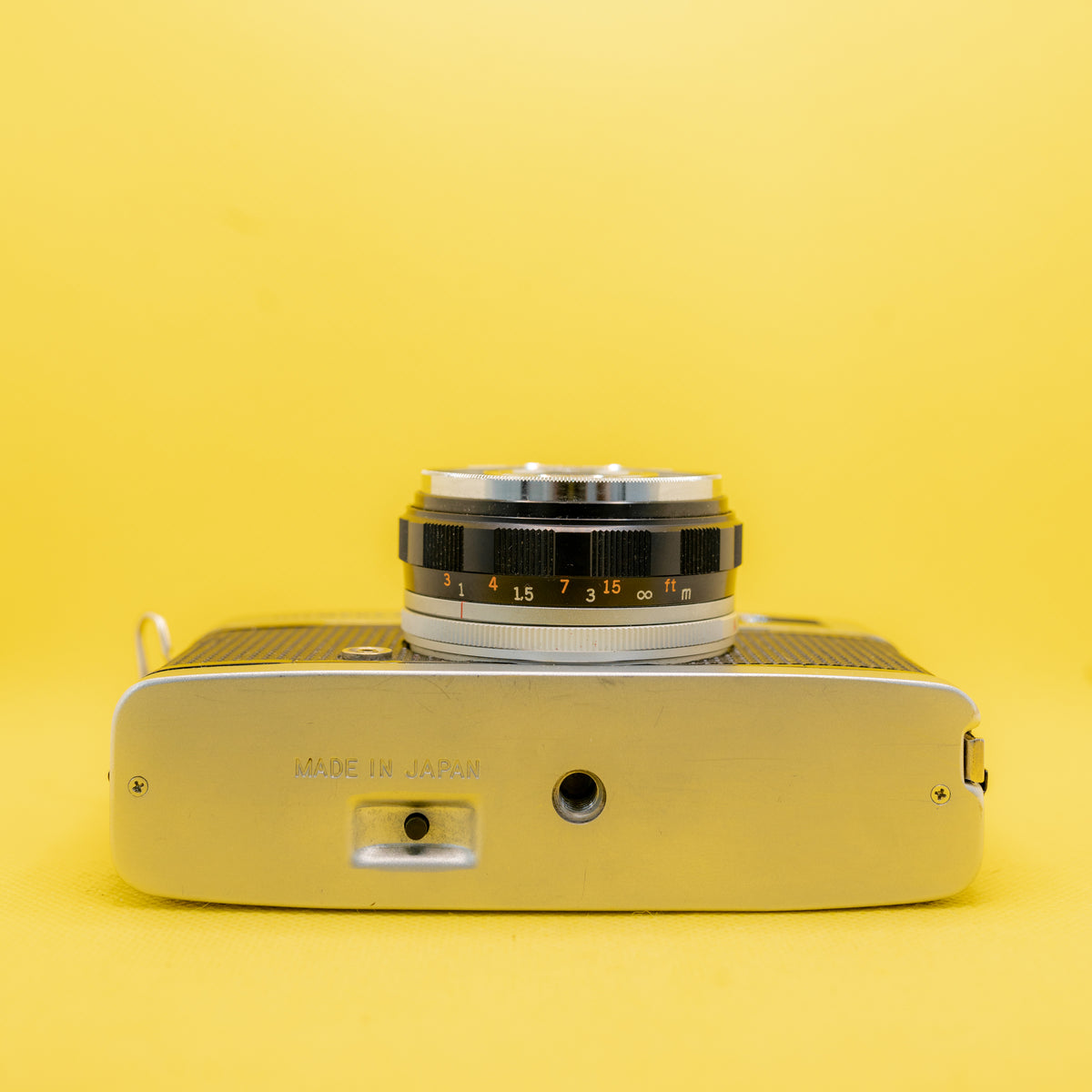 Olympus Trip 35 - Compact 35mm Analog Camera with Zuiko 40mm f/2.8