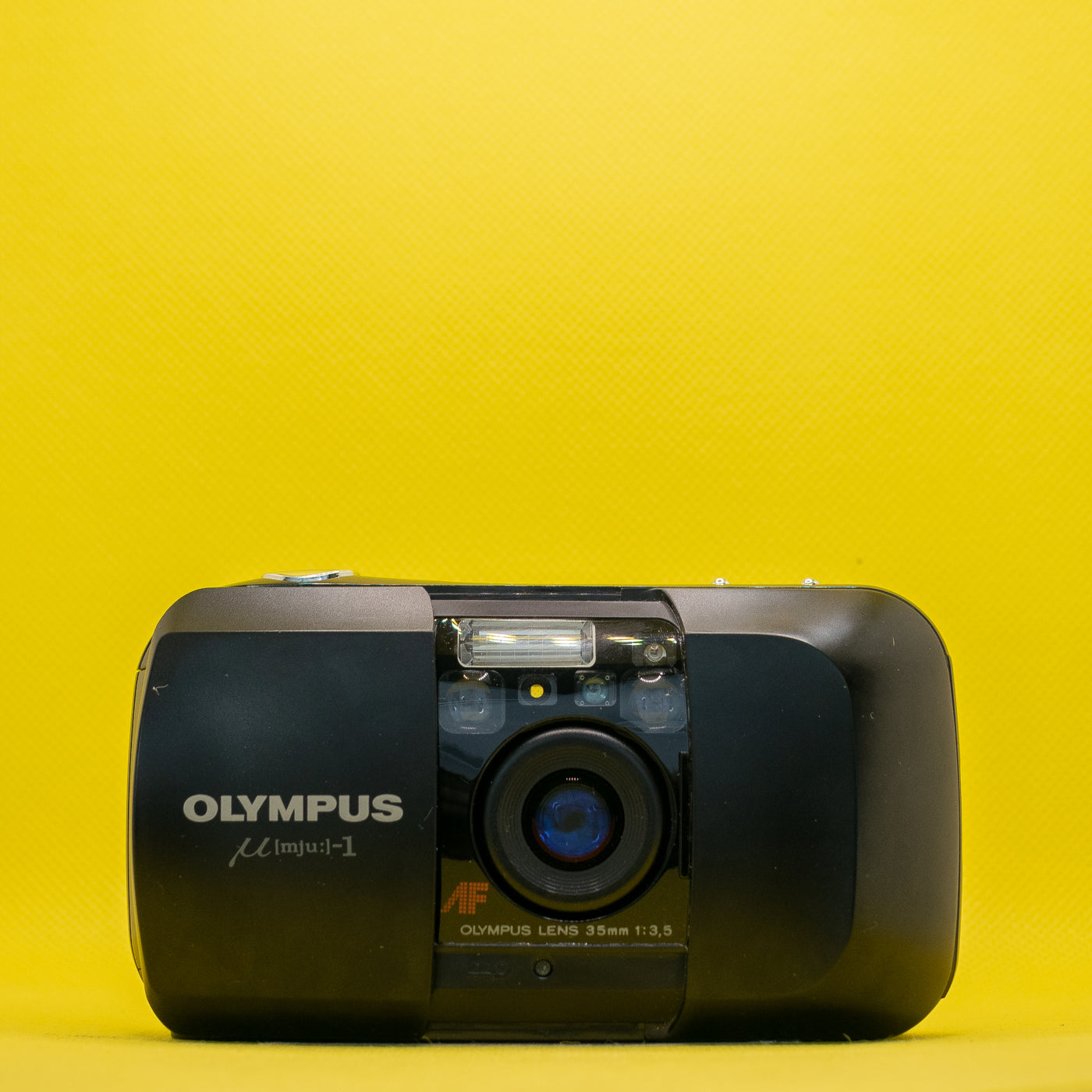 Olympus MJU I - Classic 35mm Compact Film Camera · imagen principal