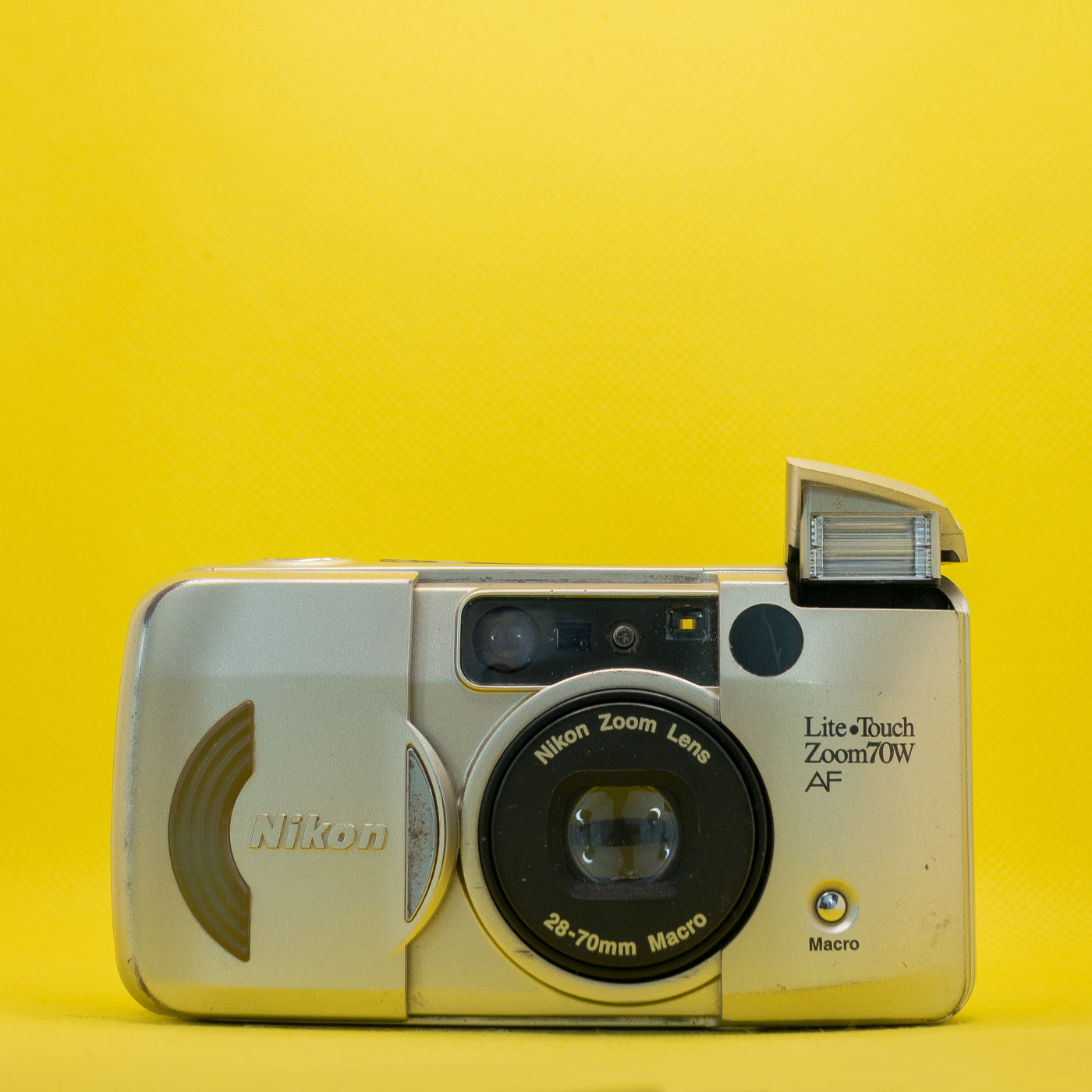 Nikon Lite Touch Zoom 70W · imagen principal