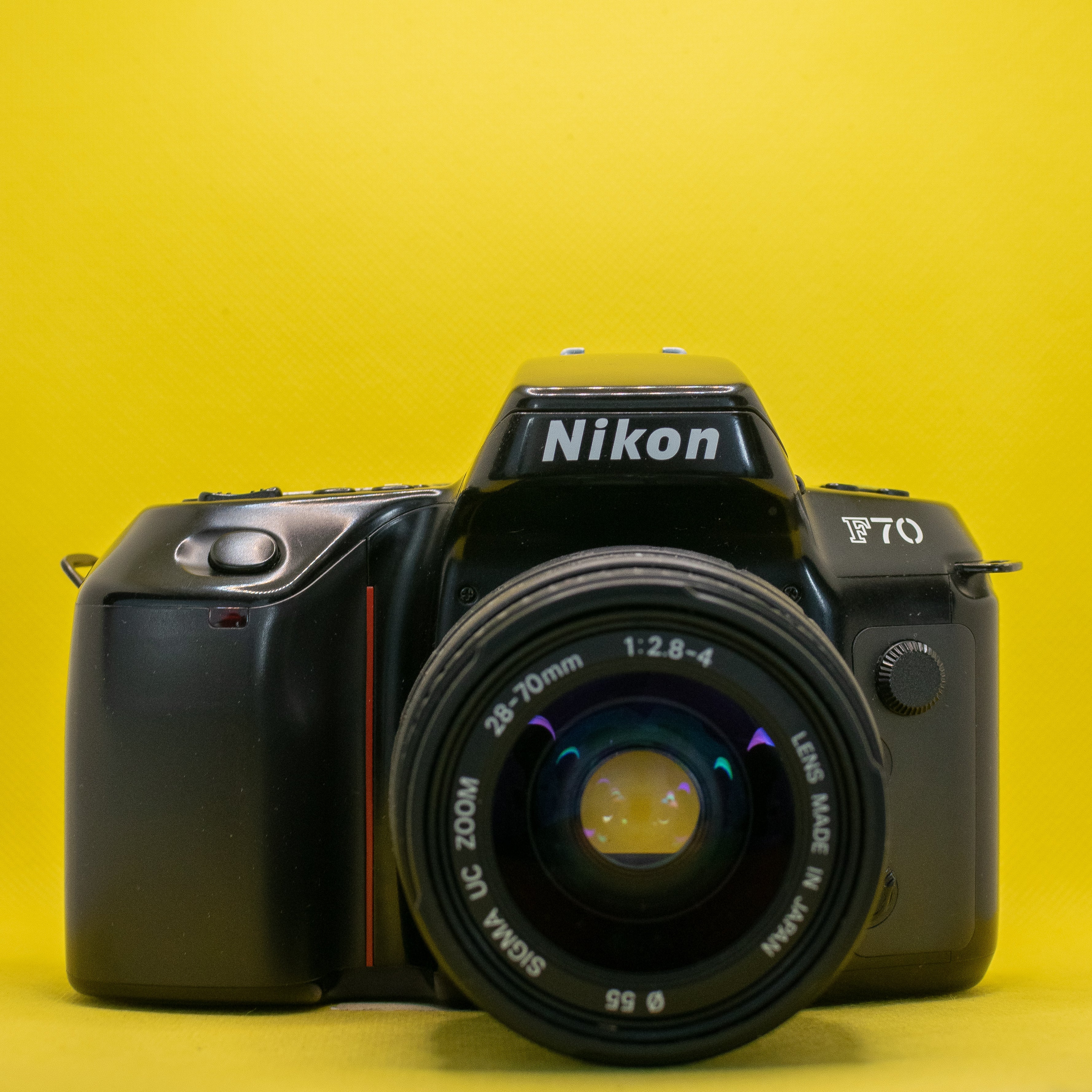 Discover the Nikon F70: A 35mm Analog SLR Camera | Camera Market 🔥